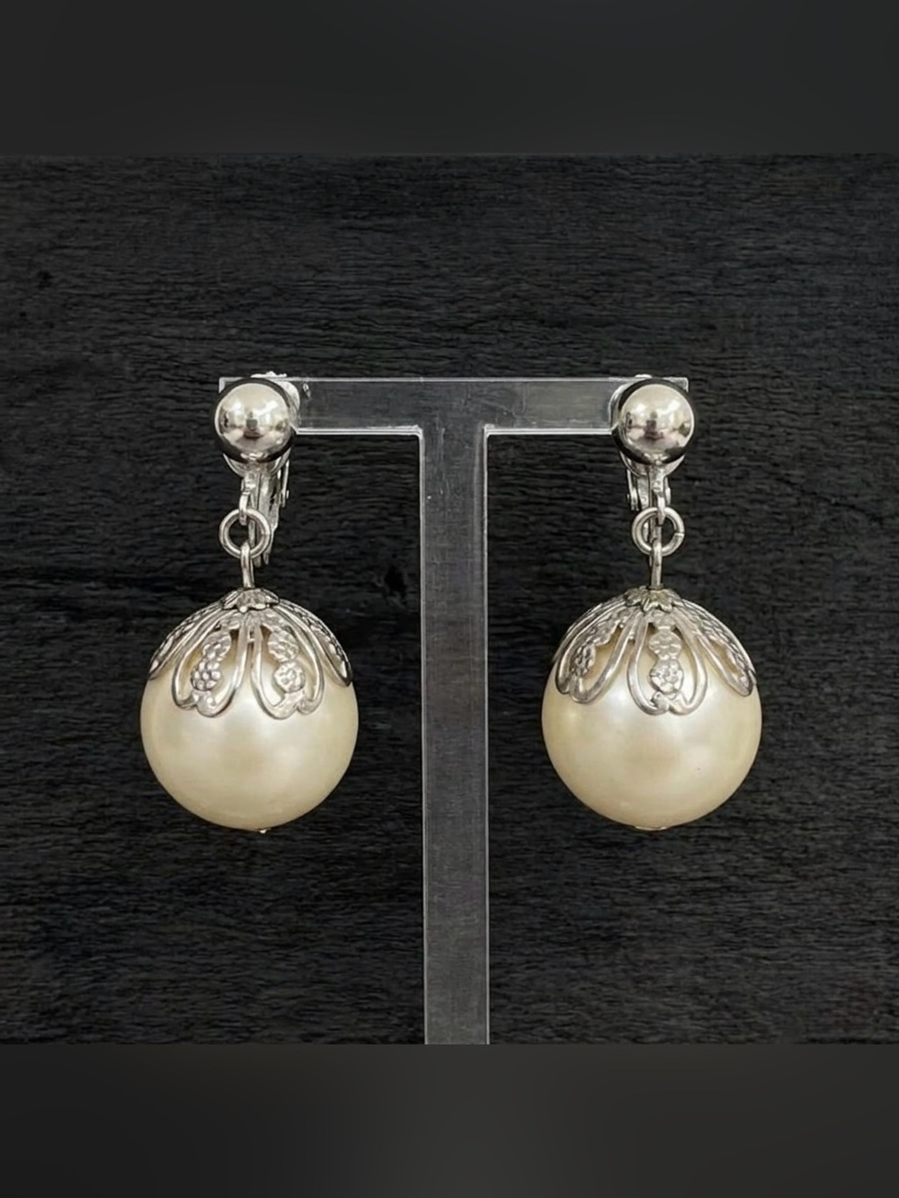 Vintage 80s Silver Tone Filigree Faux Pearl Dangle Drop Clip On Earrings